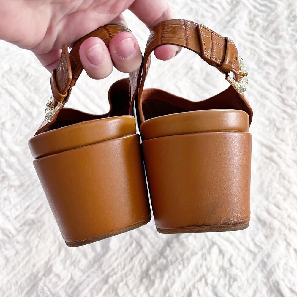 FitFlop Eloise Croc Embossed Leather Wedge Sandals in Light Tan - Picture 7 of 9
